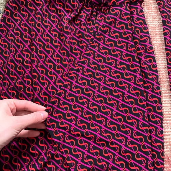 Victoria's Secrets dress - Picture 3 of 7